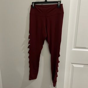 Express Leggings- Maroon Size Medium